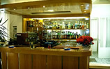 Internal Bar and Tv area 